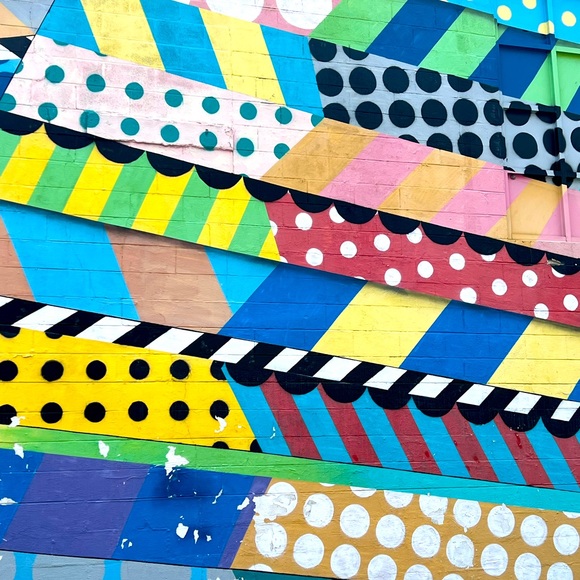 Meet your Posher, Tiffany - Picture 1 of 1